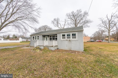 90 Tufts Rd, Pennsville Township, NJ 08070 - photo 3