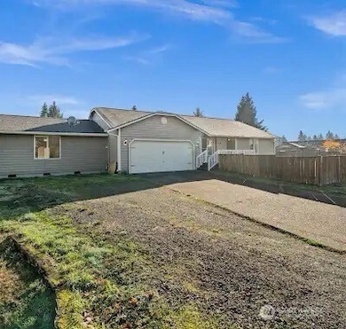 8702 Sweet Clover Dr SE, Yelm, WA 98597 - photo 3