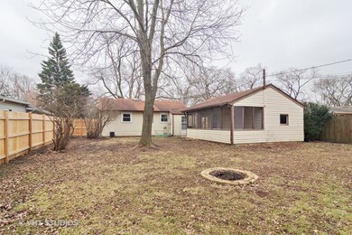 2201 Flicker Ln, Rolling Meadows, IL 60008 - photo 3