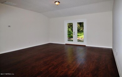 1130 Pangola Dr, Jacksonville, FL 32205 - photo 2