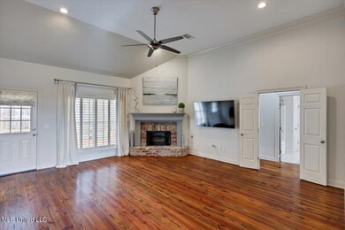 06-266 Lighthouse Ln