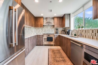 1021 S Shenandoah St unit 101, Los Angeles, CA 90035 - photo 5