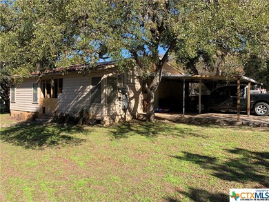 902 Columbia St, San Marcos, TX 78666 - photo 3