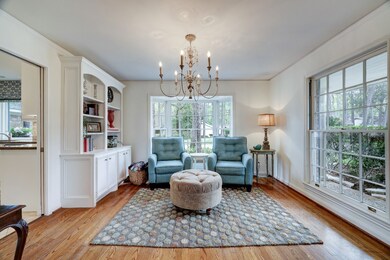 10002 Candlewood Dr, Houston, TX 77042 - photo 5