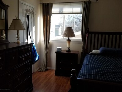 21 Quince Ct, Red Bank, NJ 07701 - photo 4