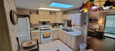 945 Periwinkle Cir, Sebastian, FL 32976 - photo 4