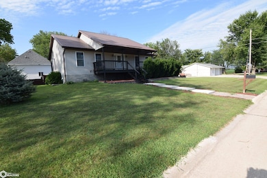 219 8th Ave SE, Clarion, IA 50525 - photo 3