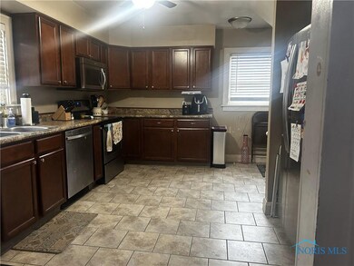 118 W Poinsetta Ave, Toledo, OH 43612 - photo 4