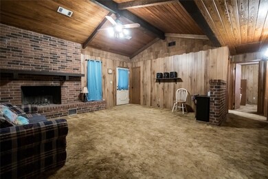 13022 Maplewood Ln, Old River-Winfree, TX 77535 - photo 6