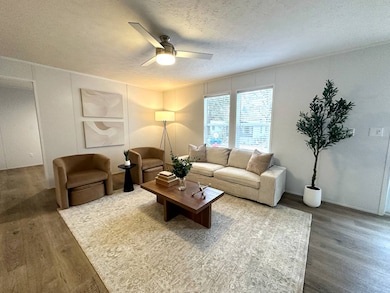 5732 Kay Dr, Fort Worth, TX 76119 - photo 2