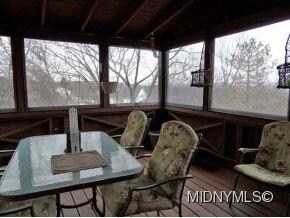 Sun porch