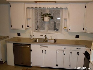 Kitchen. 1st. Floor Kitchen