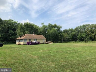 547 Chestnut St, Williamstown, NJ 08094 - photo 4