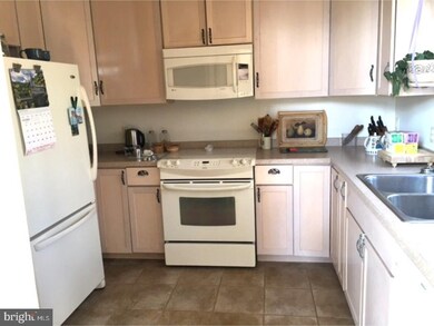 7175 Corning Rd, Zionsville, PA 18092 - photo 6