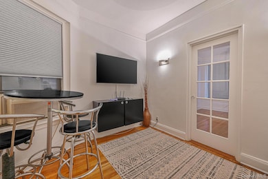 228 W 17th St unit 2b, New York, NY 10011 - photo 2