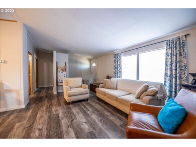 304 Pheasant Ln, Longview, WA 98632 - photo 3