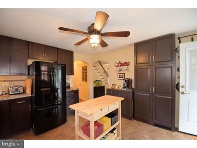 2922 Diamond St, Hatfield, PA 19440 - photo 5