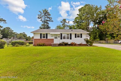 611 Decatur Rd, Jacksonville, NC 28540 - photo 2