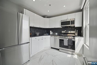 292 7th St unit 2, Jersey City, NJ 07302 - photo 2