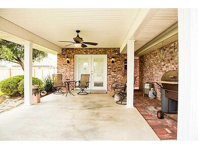 Exterior Front. Entrance to the mother in law suit