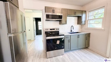 512 Village Dr, Elizabethtown, KY 42701 - photo 4