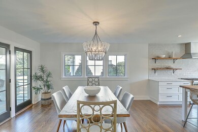 10 Yeamans Road dining area