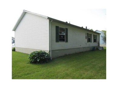 10 Robin Dr, Tiverton, RI 02878 - photo 3