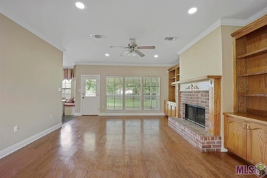 3787 Cedar St, Zachary, LA 70791 - photo 5