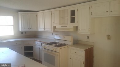 22672 Deerhaven Ln, California, MD 20619 - photo 2