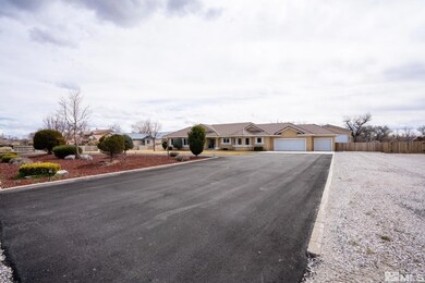 615 Carson River Dr, Fallon, NV 89406 - photo 3