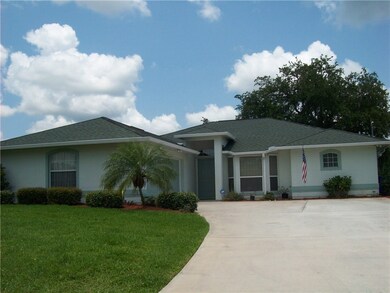 117 Curtis Cir, Sebastian, FL 32958 - photo 2