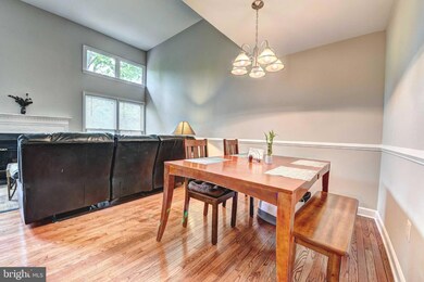 13922 Middle Creek Place, Centreville, VA 20121 - photo 7