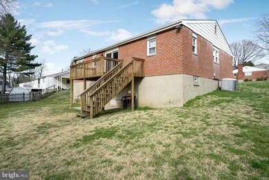 9500 Gunview Rd, Nottingham, MD 21236 - photo 6