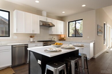 3401 NW Bryce Canyon Ln, Bend, OR 97701 - photo 7