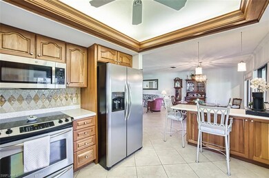 1841 Pine Glade Cir unit 34B, Fort Myers, FL 33907 - photo 3