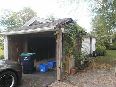 Parking Lot/Garage