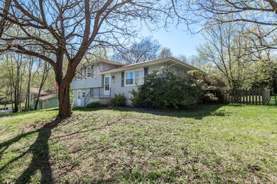 RE_10 Hillside Dr-02