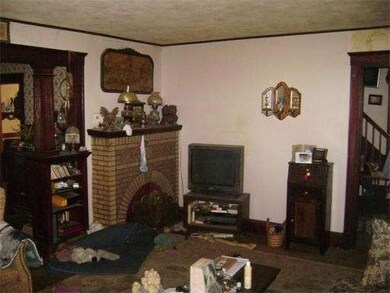 10 Town Hill St, Quincy, MA 02169 - photo 3