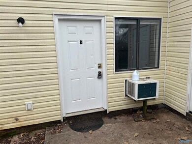 3701 Squaw Valley Dr SW unit D, Huntsville, AL 35805 - photo 2