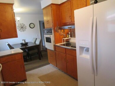 2201 Rossiter Place, Lansing, MI 48911 - photo 6