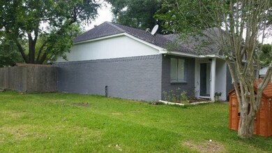 7315 Pierrepont Dr, Houston, TX 77040 - photo 2
