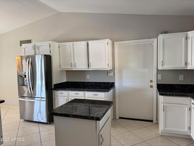 1614 E Echo Ln, Phoenix, AZ 85020 - photo 6