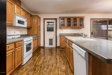 3316 W Yucca St - MLS-6