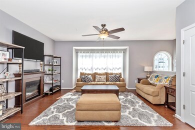 10352 Lantern Ln, Hagerstown, MD 21740 - photo 3