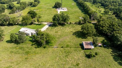 61780 East 280 Road-25