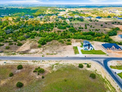 2100 Eagles Ridge Dr, Weatherford, TX 76087 - photo 2