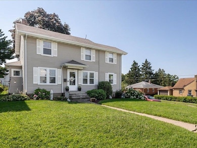 1390 Loras Blvd, Dubuque, IA 52001 - photo 2