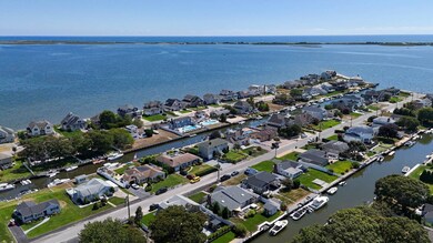 15 Marlin Rd, East Quogue, NY 11942 - photo 2