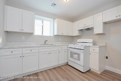 389 Philip Ave, Staten Island, NY 10312 - photo 4