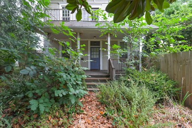911 E 3rd St - 02
